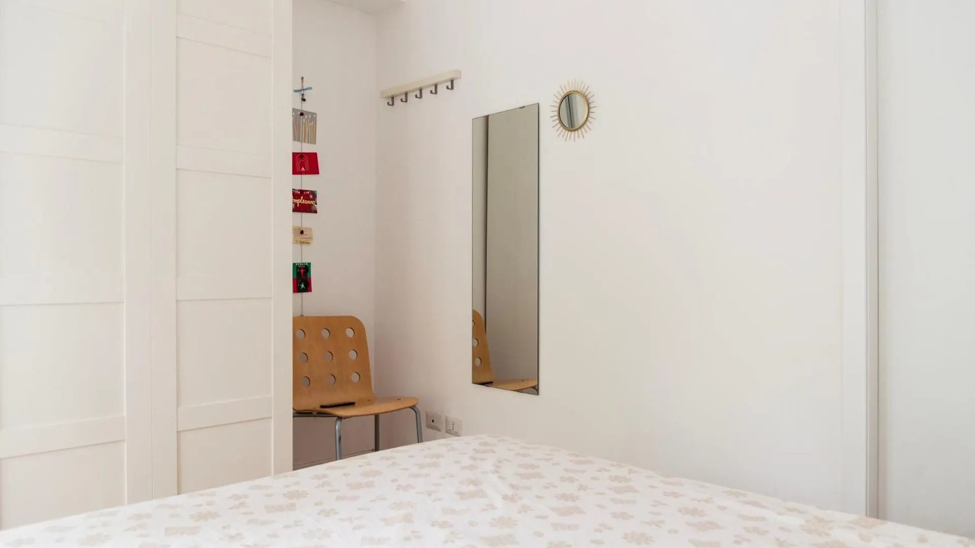 Apartment Youhosty - Pisa 18 Milan Italy
